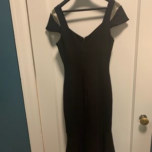 Parker black dress size 4 cocktail wedding guest little black dress. Sexy/classy